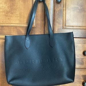 Burberry Remington Tote Like new with tags and dust bag